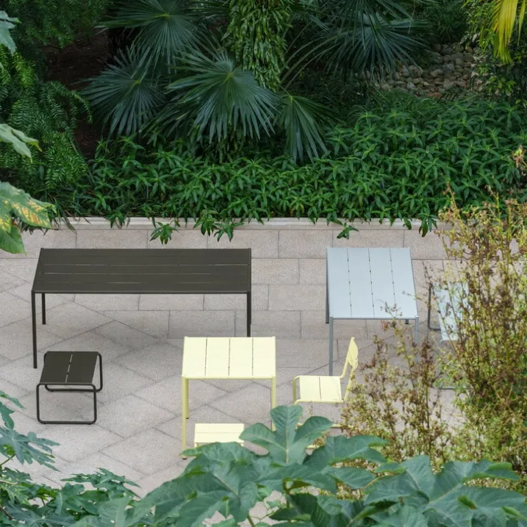 Nine Sine matbord, 75,5 x 75,5 cm, gul