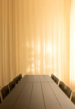 Nine Sine matbord, 151 x 75,5 cm, grå