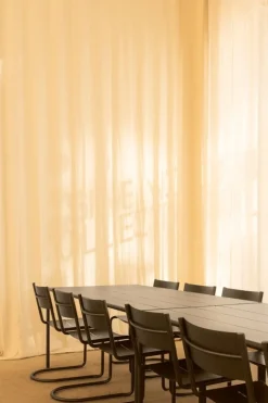 Nine Sine matbord, 151 x 75,5 cm, grå