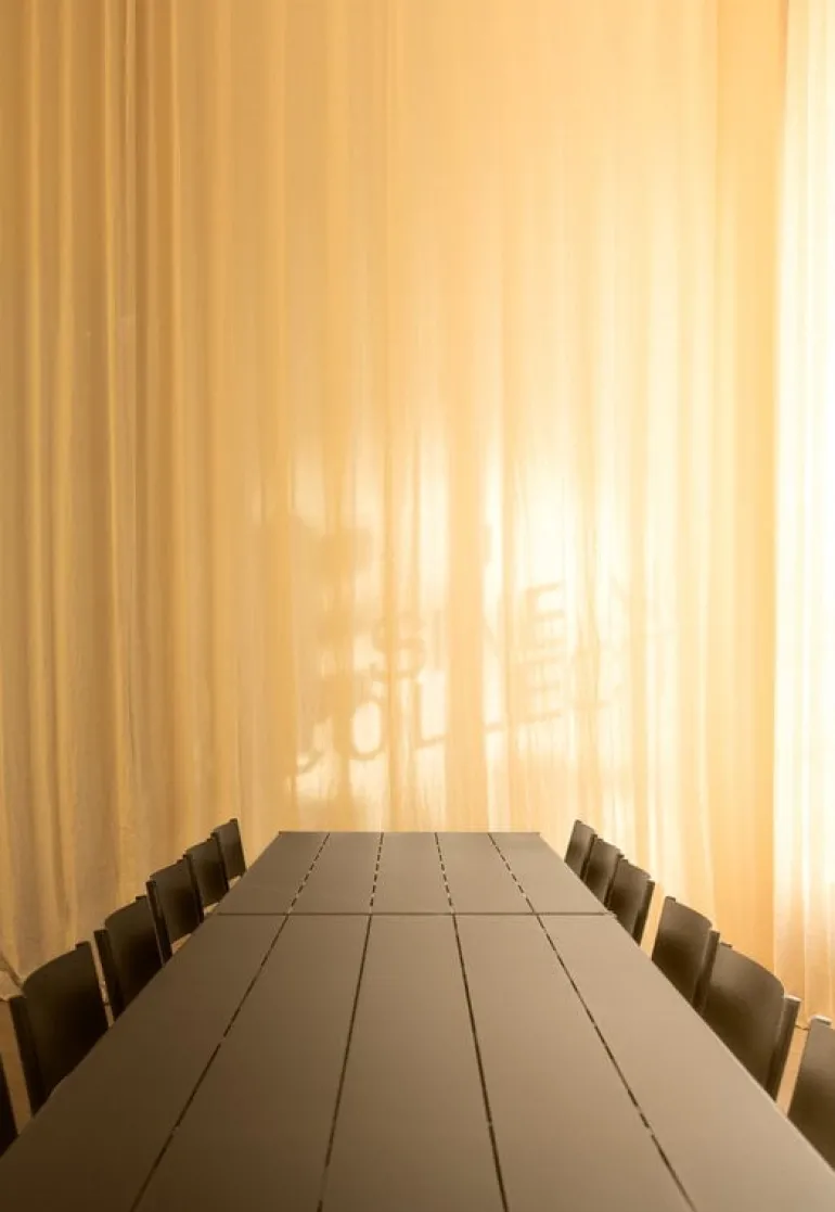 Nine Sine matstol, mörkgrön