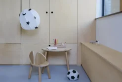 Nofred Mouse bord, lågt, lackerad ek