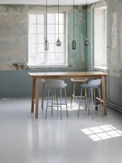 Normann Copenhagen Amp lampa, liten, rök - mässing