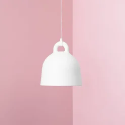 Normann Copenhagen Bell pendellampa, M, vit