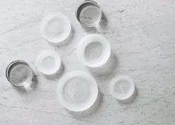 Normann Copenhagen Cosmic glastallrik, 21 cm, vit