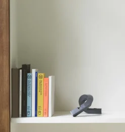 Normann Copenhagen Crooked Two, ljusstake, grå