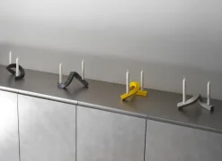 Normann Copenhagen Crooked Two, ljusstake, grå