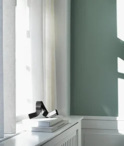 Normann Copenhagen Crooked One, ljusstake, brons