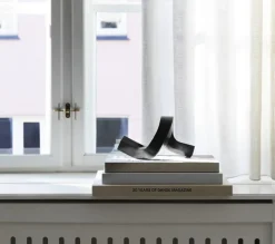 Normann Copenhagen Crooked One, ljusstake, brons