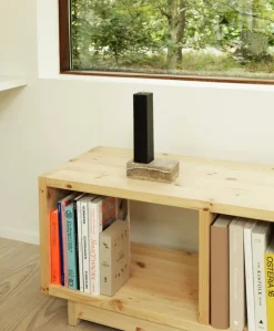 Normann Copenhagen Even ljusstake, silvertravertin