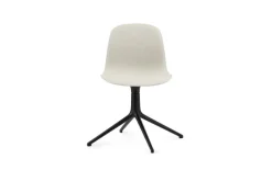 Normann Copenhagen Form Swivel 4L stol, svart - Main Line Flax 20