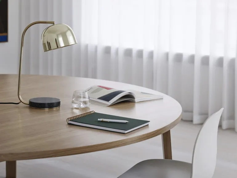 Normann Copenhagen Grant bordslampa, mässing