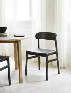 Normann Copenhagen Herit stol, svart ek - svart läder