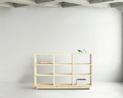 Normann Copenhagen Plank bokhylla, hög, UV-lackerad furu