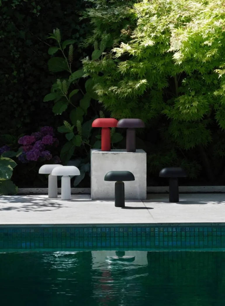 Normann Copenhagen Porta bärbar bordslampa, grå