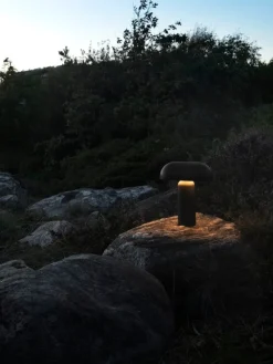 Normann Copenhagen Porta bärbar bordslampa, svart