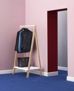 Normann Copenhagen Toj liten klädhängare, vit - ask