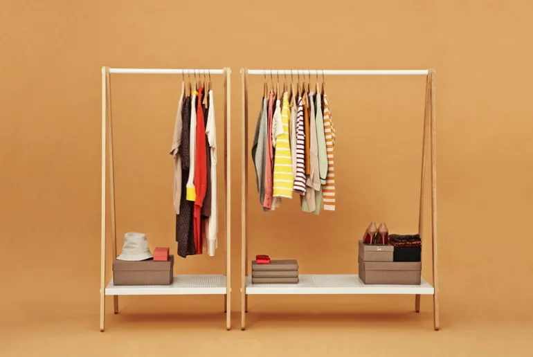 Normann Copenhagen Toj liten klädhängare, vit - ask