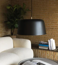 Normann Copenhagen Tub pendellampa, 44 cm, svart