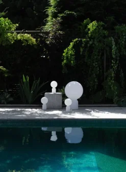 Normann Copenhagen Yo bärbar bordslampa, liten, vit