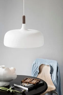 Northern Acorn taklampa, matt vit