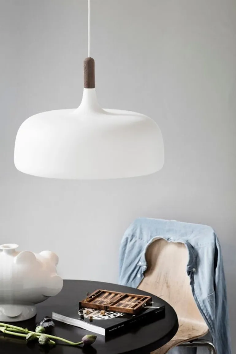 Northern Acorn taklampa, matt vit