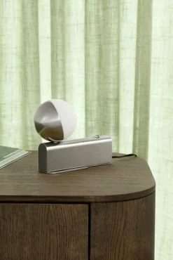 Northern Balancer minivägglampa/minibordslampa, körsbärsröd