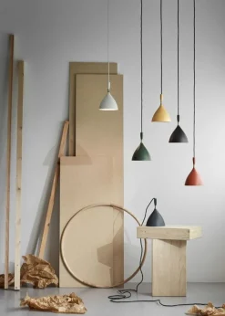 Northern Dokka pendel, matt svart