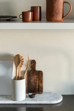 Northern Podium bräde, 90 cm, blandad vit marmor