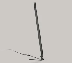 NUAD Radent golvlampa, svart