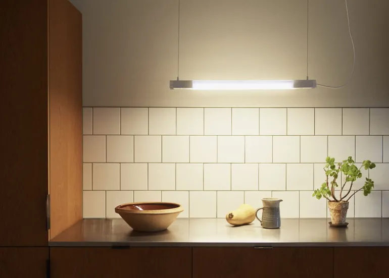 NUAD Radent pendellampa 70 cm, vit