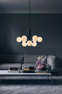 Nuura Apiales 9 pendellampa, satin black - opal white