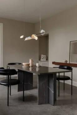 Nuura Florii 5 Linear pendellampa, mörk brons - vit