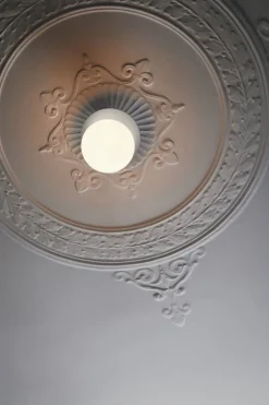 Nuura Liila 1 vägg/taklampa, stor, silver - opal