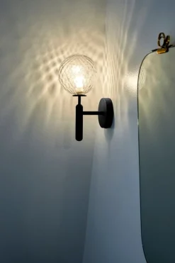 Nuura Miira vägglampa, klippgrå - klar