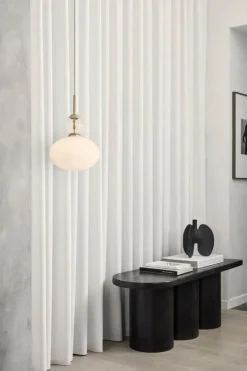 Nuura Rizzatto 32 pendel, mässing - opalvit