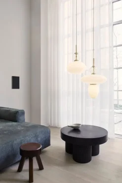 Nuura Rizzatto 43 pendel, mässing - opalvit