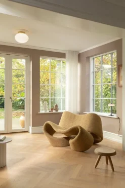 Nuura Rizzatto 301 taklampa, satinmässing - opalvit