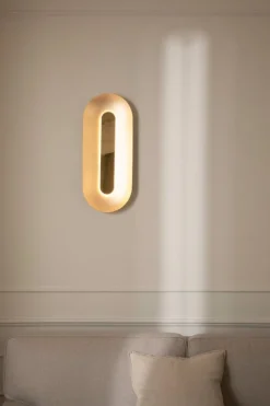 Nuura Sasi Large vägglampa, mässing