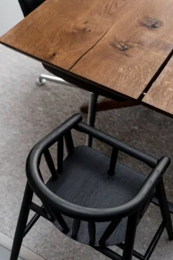 Oaklings Saga hög barnstol, svartbetsad ek