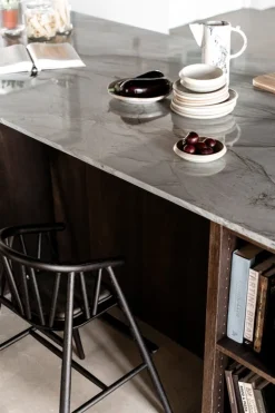 Oaklings Saga hög barnstol, svartbetsad ek