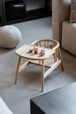 Oaklings Smilla småbarnstol med bricka, ek