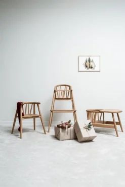 Oaklings Smilla småbarnstol med bricka, ek