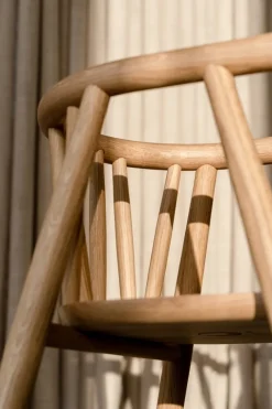 Oaklings Storm barnstol, ek