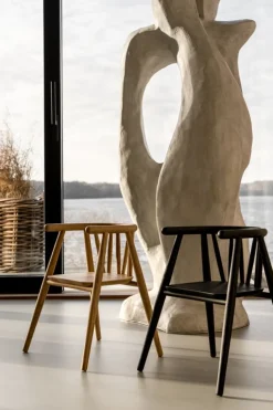 Oaklings Storm barnstol, svartbetsad ek