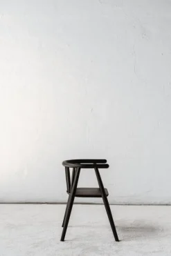 Oaklings Storm barnstol, svartbetsad ek