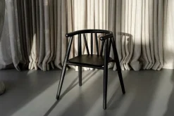 Oaklings Storm barnstol, svartbetsad ek