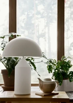 Oluce Atollo 235 bordslampa, vit