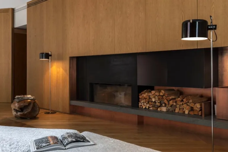 Oluce Coupé 3321 golvlampa, svart