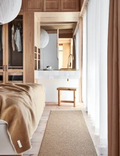 Pappelina Mono matta, 85 x 260 cm, ockra