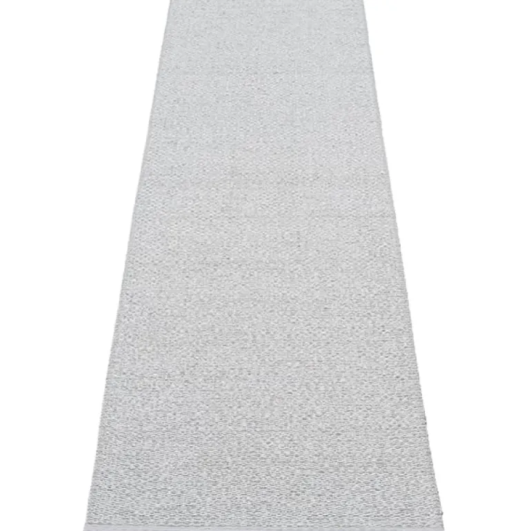 Pappelina Svea matta, 70 x 240 cm, gråmetallic